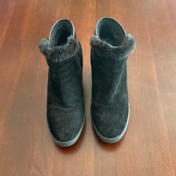 Aquatalia suede booties - Picture 2 of 7